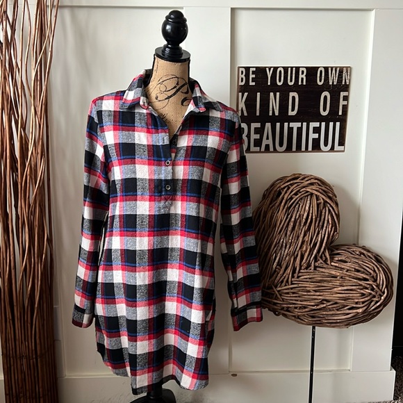 Forever21 Flannel Plaid Tunic - Picture 1 of 6